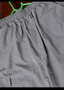 PRICE DROPPED 💥Clearing Sell 2 Cargo +Trouser