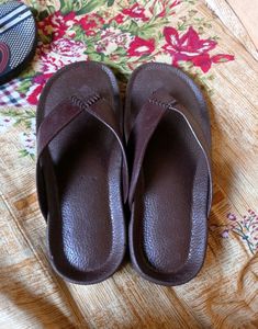 Mens And Womens Chappal