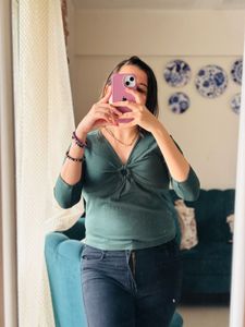 Green Top w/ Ring Detail