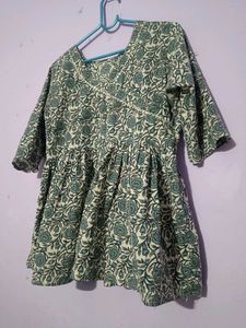 Floral Print Short Kurti