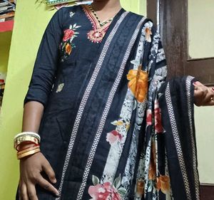 Navy Blue Kurta Set And Suits