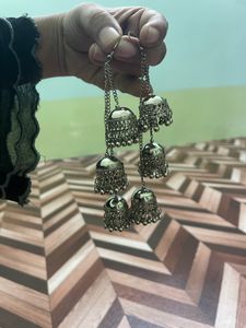Silver Earing