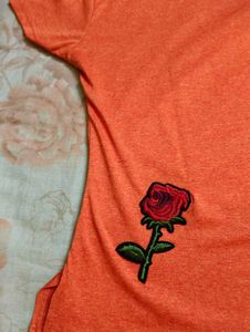 Orange Rose Patch T-Shirt 🧡