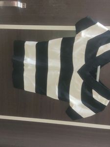 Broad Striped Black And White Top
