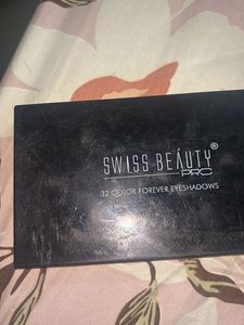 Swiss Beauty 32 Eyeshadow