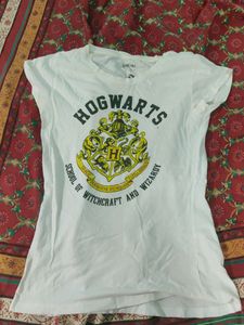white Hogwarts tshirt