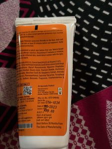 Selling 2 Sunscreen