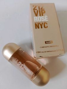 Caroline Herrera Perfume ♥️