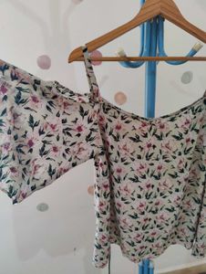 Floral Flutter Sleeve Top