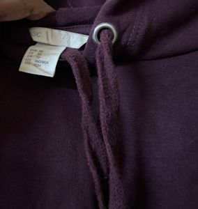 H&amp;m Sweatshirt.
