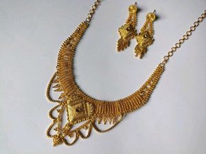2 Pair Of City Gold Jewellery Set