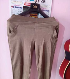 Stretchable  Check Jegging