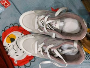 New Women Trendy Sneakers