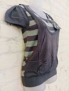 ZR Gray Striped Puff Sleeve Top