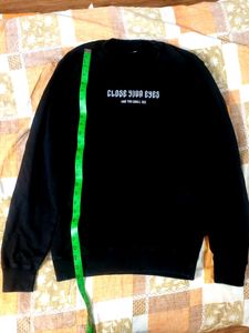 Back Print Black Sweat Shirt. 🖤🖤