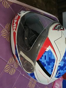 SMK FULLFACE MOTORCYCLE HELMET XL WHITE