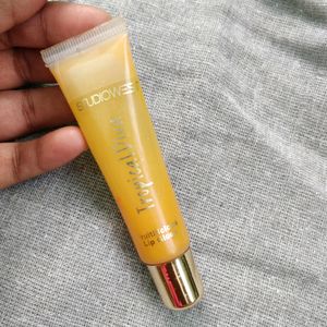 Studio West lip gloss