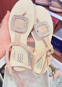 Good Condition Flats 800 Coins Each