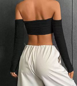 Off- shoulder crop top