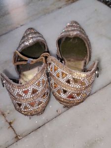 Sandal