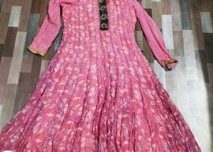 long Frock lining atteched