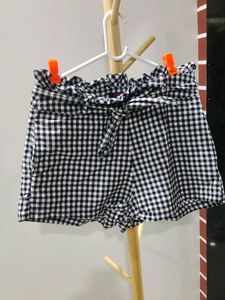 Checked Black N White Shorts