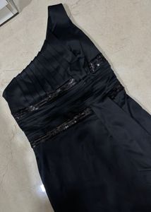 Black One-Shoulder Dress