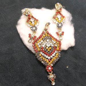 Artificial Diamond Pendant-buti Set