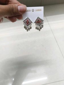 New Trending Earings
