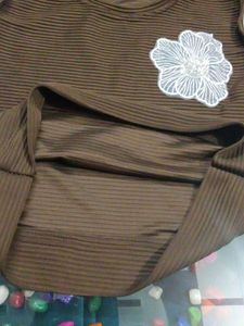 Brown &amp; White Long Sleeve Top🤎