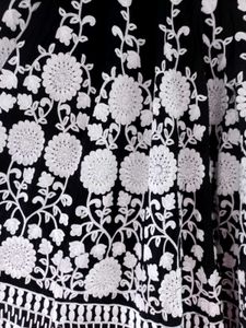 Beautiful Chickenkari Kurthi🖤