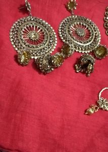 Neckless Set
