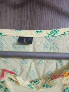 Elegant Floral Print Kurta