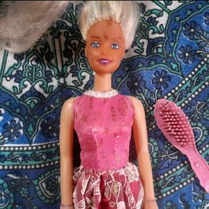 💕COMBO Blonde Hair Cute Barbie With Brush