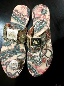 Ethnic Printed Toe Ring Sandals