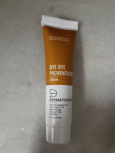 DERMATOUCH  Bye Pigmentation Creme