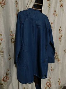 bought 7 months ago good condition no scratches or