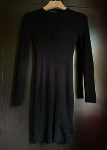 🖤Koovs Black Ribbed Bodycon Knit Dress