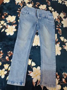 Light Wash High-Waisted Jeans