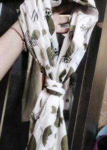 Olive bloom crinkle scraf for women
