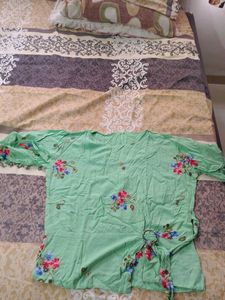Floral Green Top