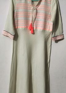 Aurelia Half White Kurta