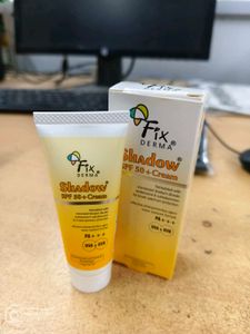 Fix Derma Sunscreen SPF 50 PA+++