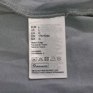 H&amp;M  Tee