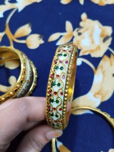 Metal Bangles Set
