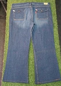 Bootcut Jeans with Front Pockets