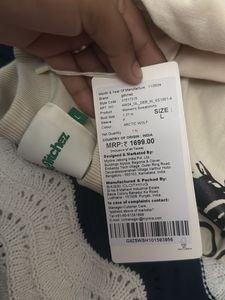 “New”Stylish Graphic Print Crop Top