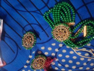 Beautiful Choker Set