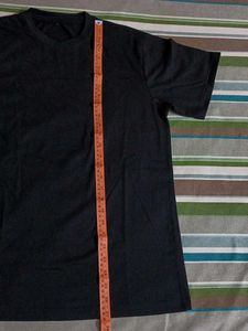M -NEW  TSHIRT