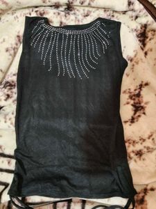 Glam Neck Black Top – Shimmer Elegance